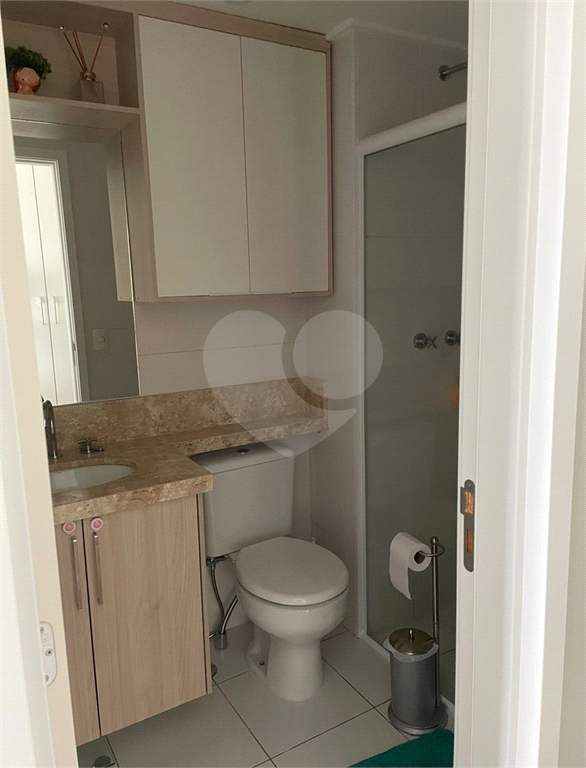 Apartamento com 2 dormitórios no Cidade Maia. 