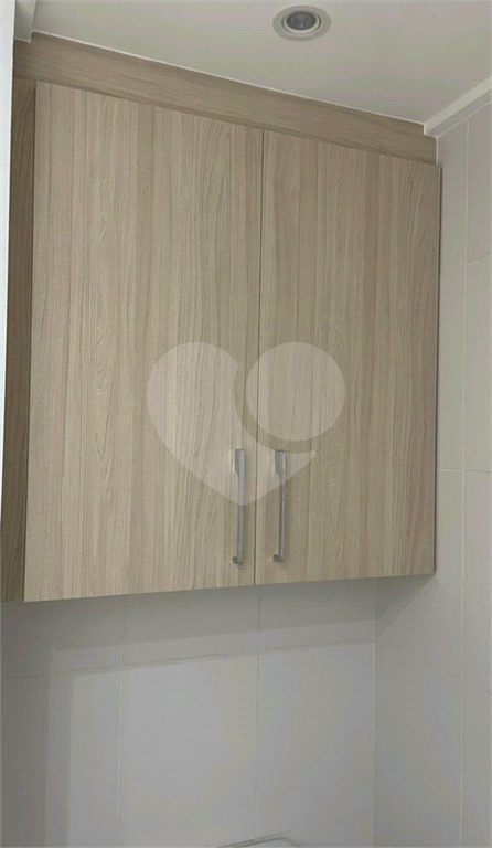 Apartamento com 2 dormitórios no Cidade Maia. 