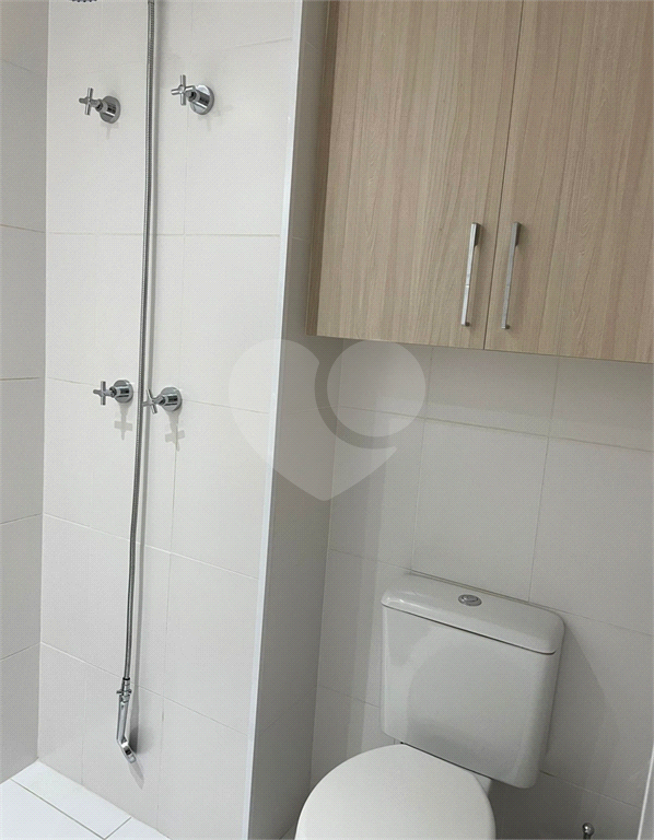 Apartamento com 2 dormitórios no Cidade Maia. 