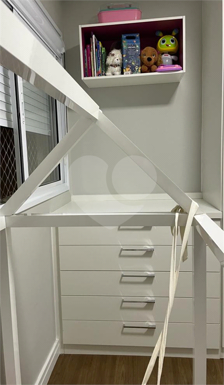 Apartamento com 2 dormitórios no Cidade Maia. 
