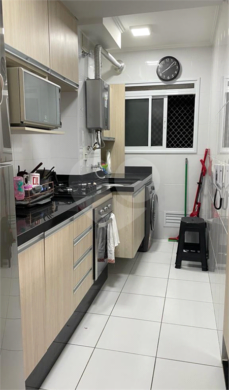 Apartamento com 2 dormitórios no Cidade Maia. 