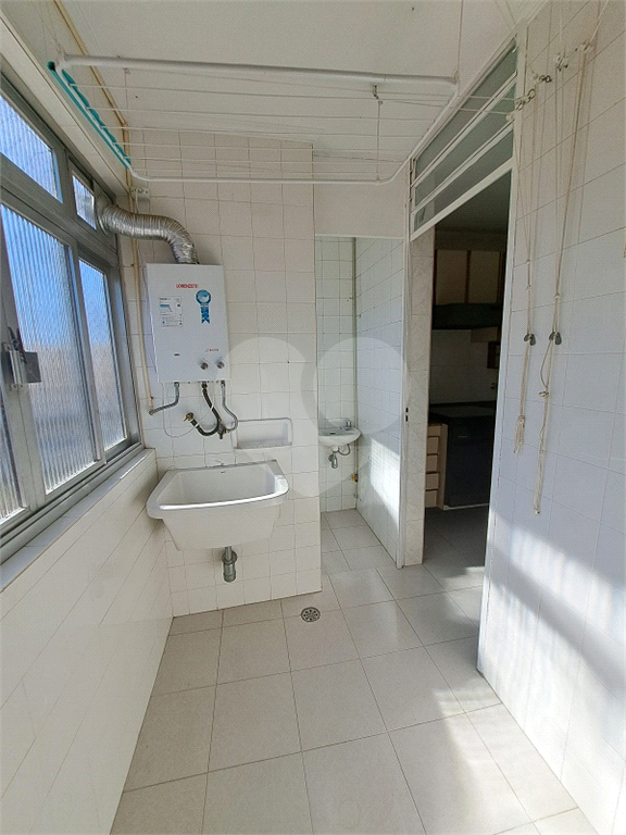APARTAMENTO em SANTANA