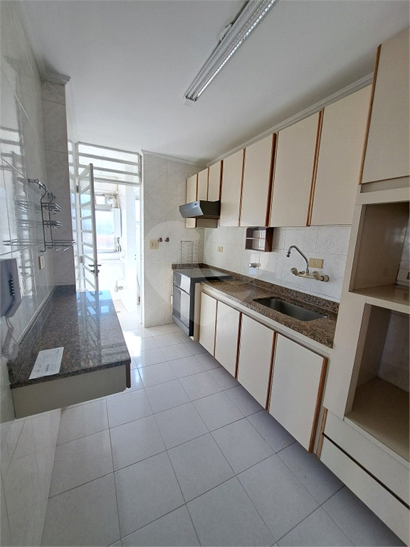 APARTAMENTO em SANTANA