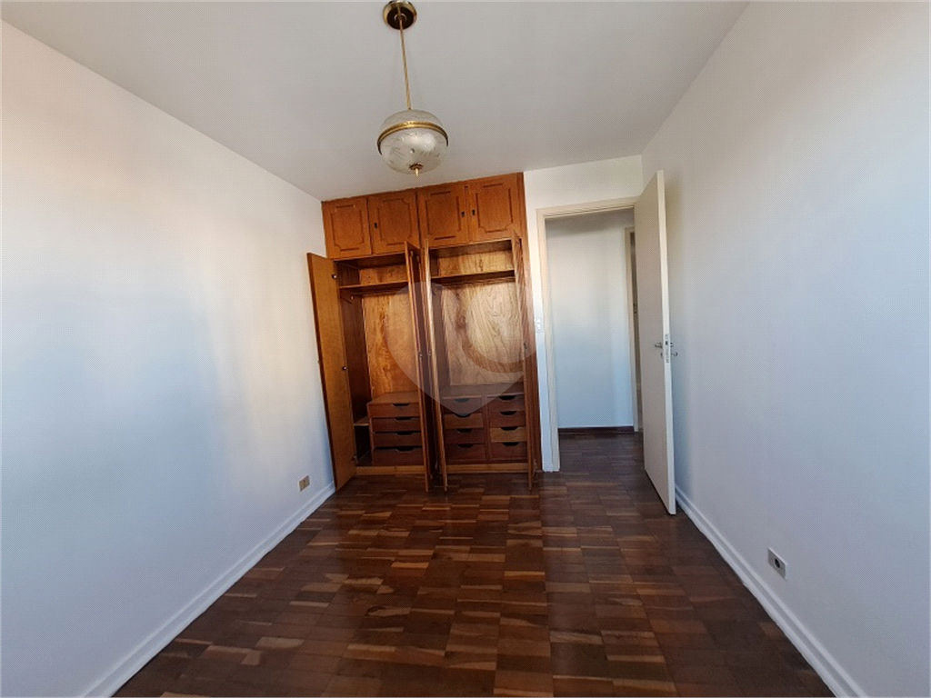 APARTAMENTO em SANTANA
