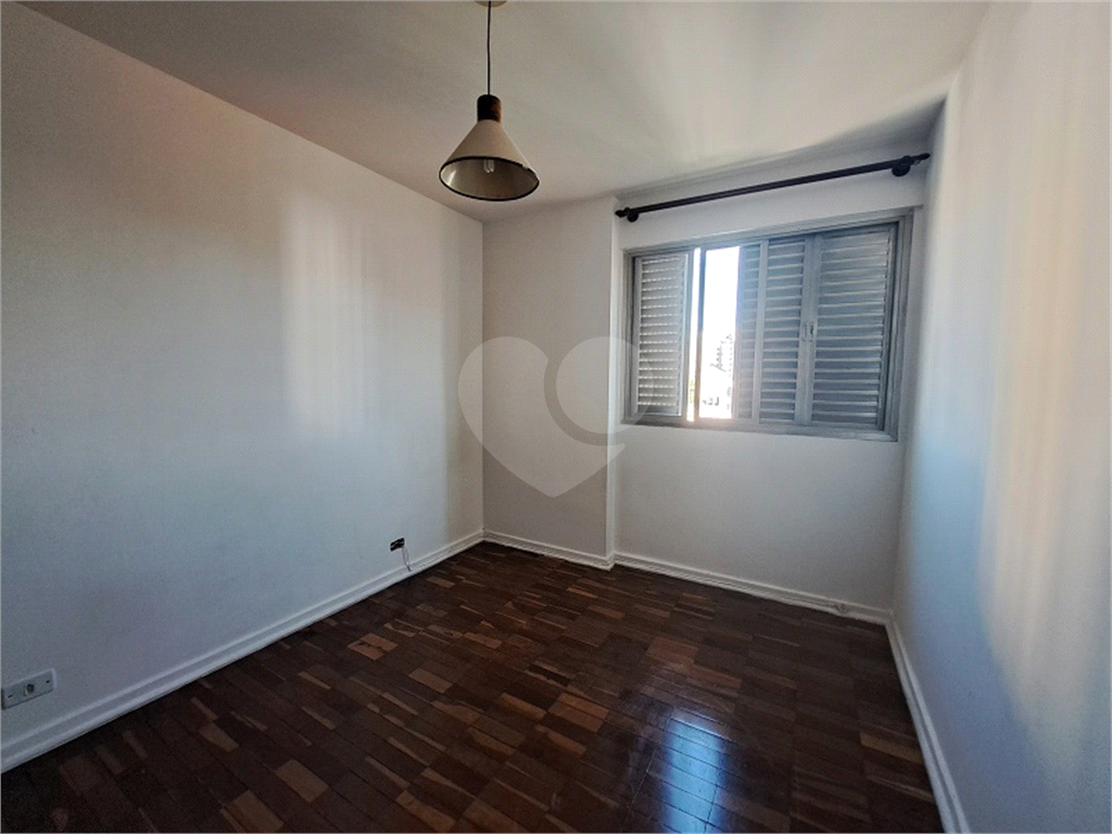 APARTAMENTO em SANTANA