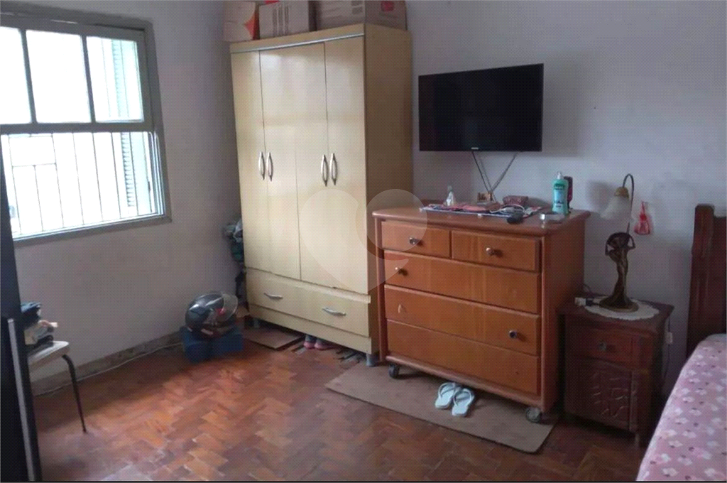 Casa a venda com dois pontos comerciais em Vila Albertina