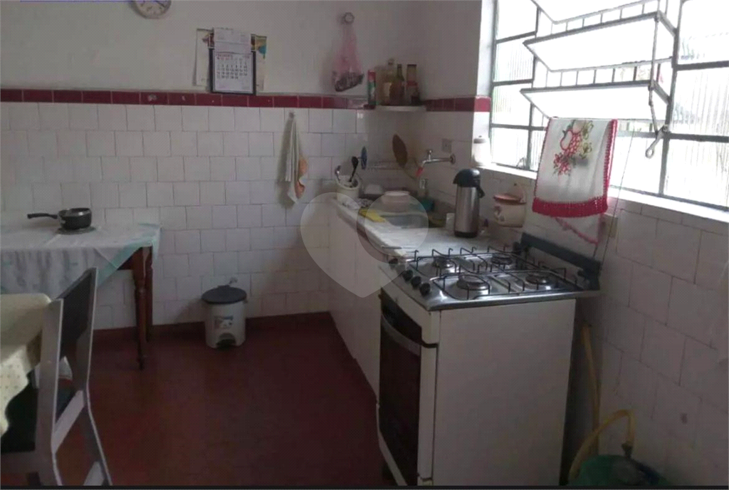 Casa a venda com dois pontos comerciais em Vila Albertina