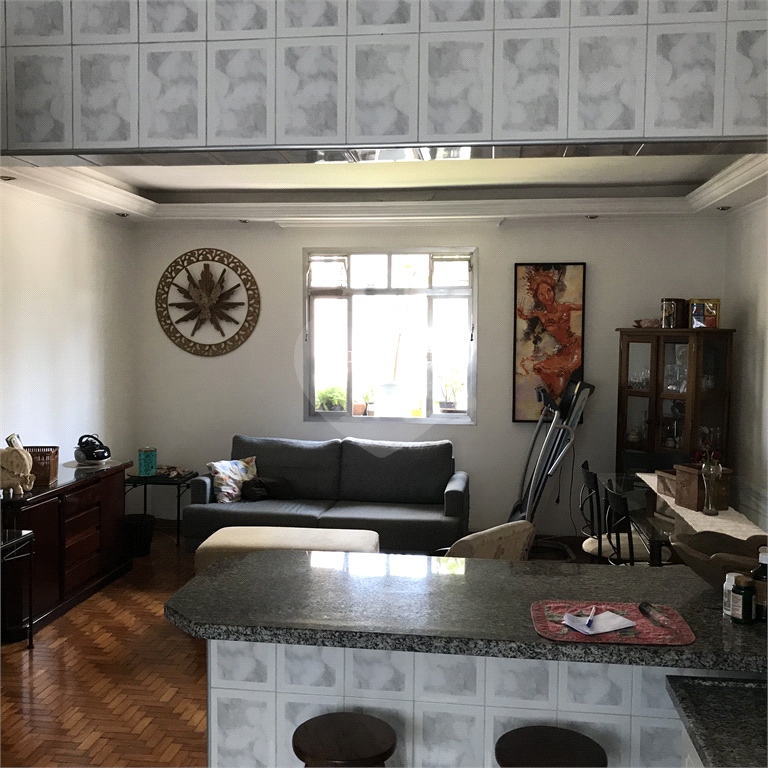 APARTAMENTO em SANTANA