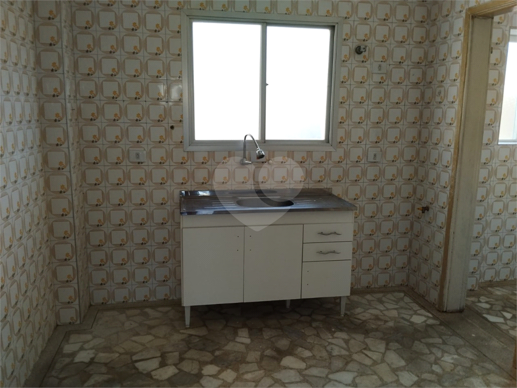 APTO NO CAMBUCI A PREÇO EXCEPCIONALMENTE BAIXO!
