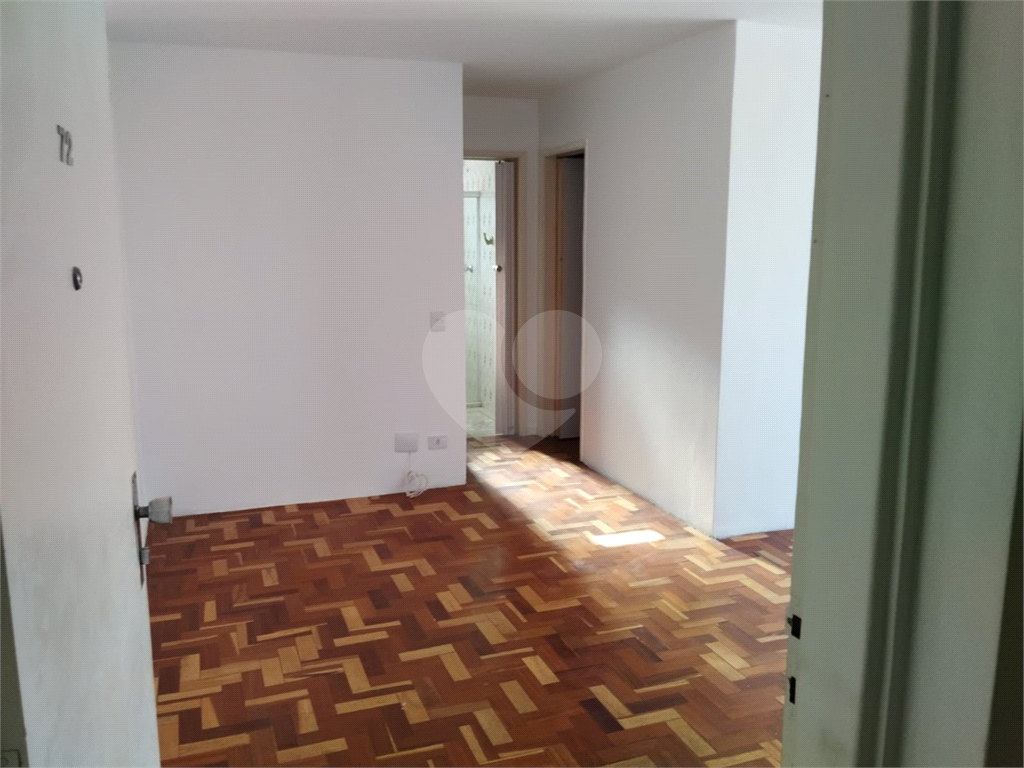 APTO NO CAMBUCI A PREÇO EXCEPCIONALMENTE BAIXO!