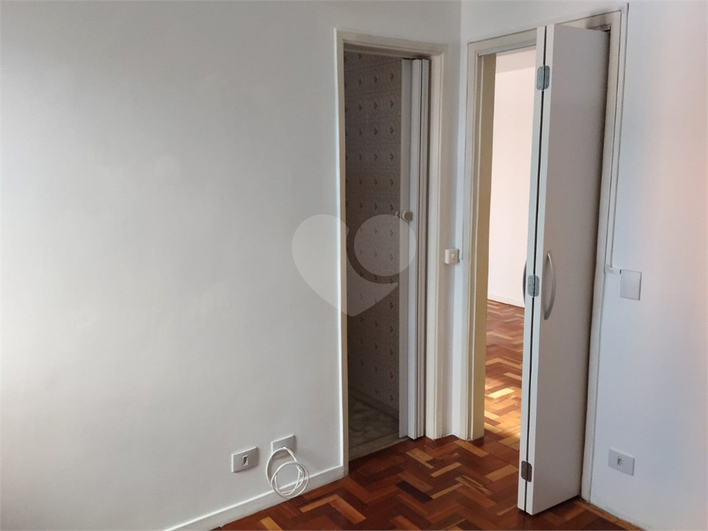 APTO NO CAMBUCI A PREÇO EXCEPCIONALMENTE BAIXO!