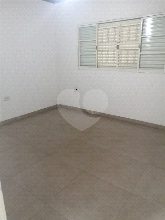 Casa à venda com 2 quartos, 190m² - Foto 15