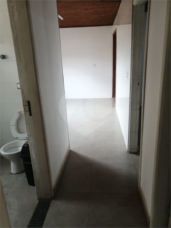 Casa à venda com 2 quartos, 190m² - Foto 17