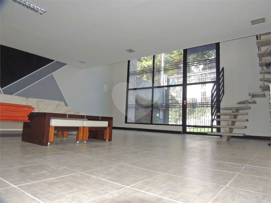 Salão Comercial à Venda no Tremembé