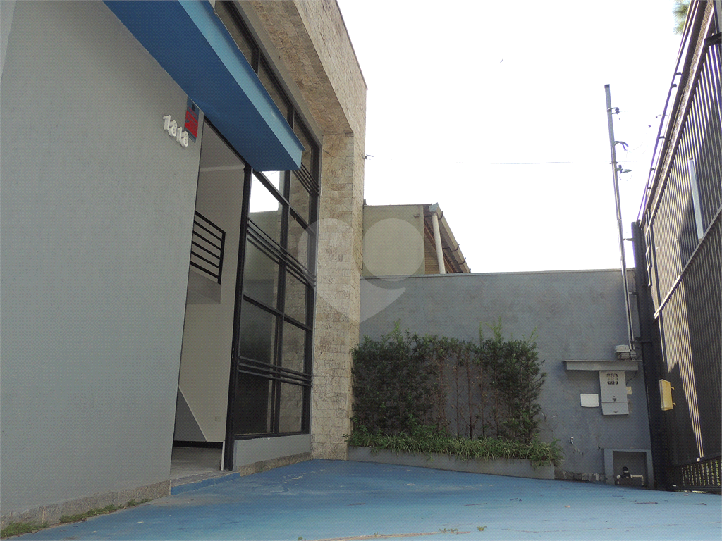 Salão Comercial à Venda no Tremembé