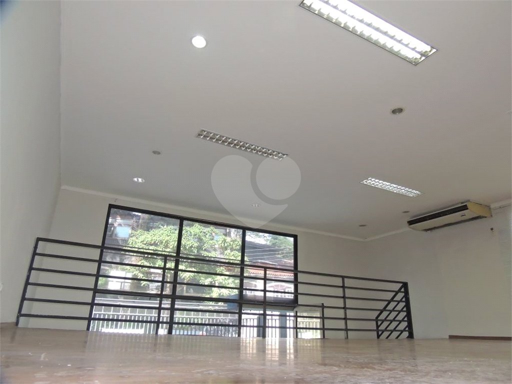 Salão Comercial à Venda no Tremembé