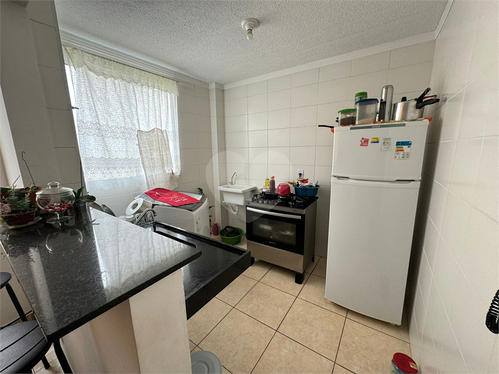 Apartamento à venda com 2 quartos, 45m² - Foto 3