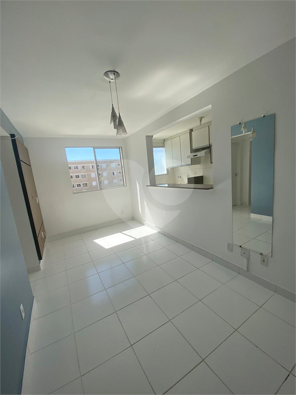 Apartamento à venda com 2 quartos, 45m² - Foto 12