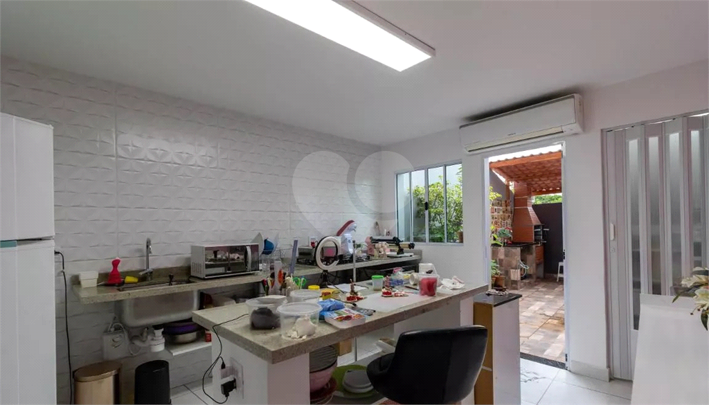 Sobrado à venda com 125m², 2 quartos e 2 vagas