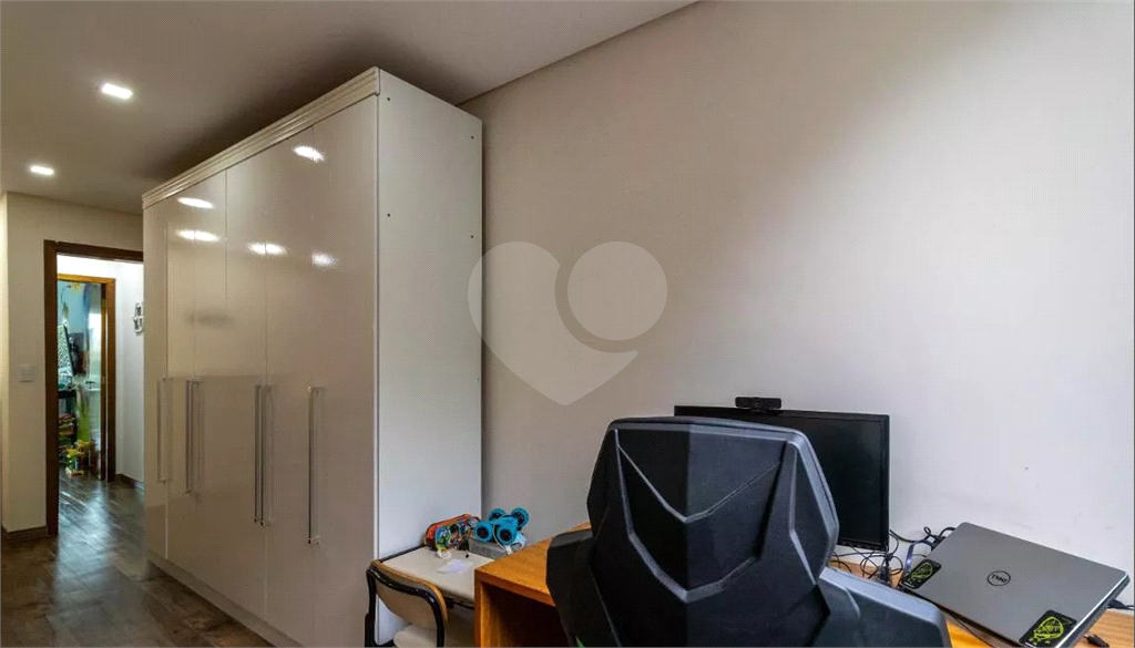 Sobrado à venda com 125m², 2 quartos e 2 vagas