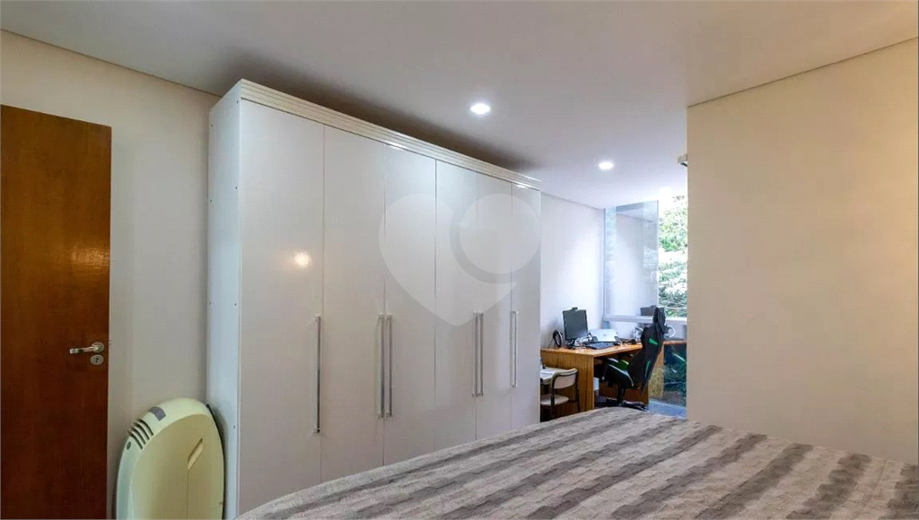 Sobrado à venda com 125m², 2 quartos e 2 vagas