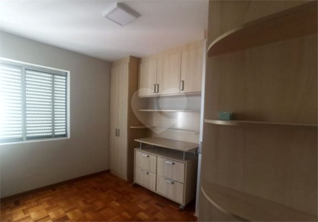 APARTAMENTO em PERDIZES