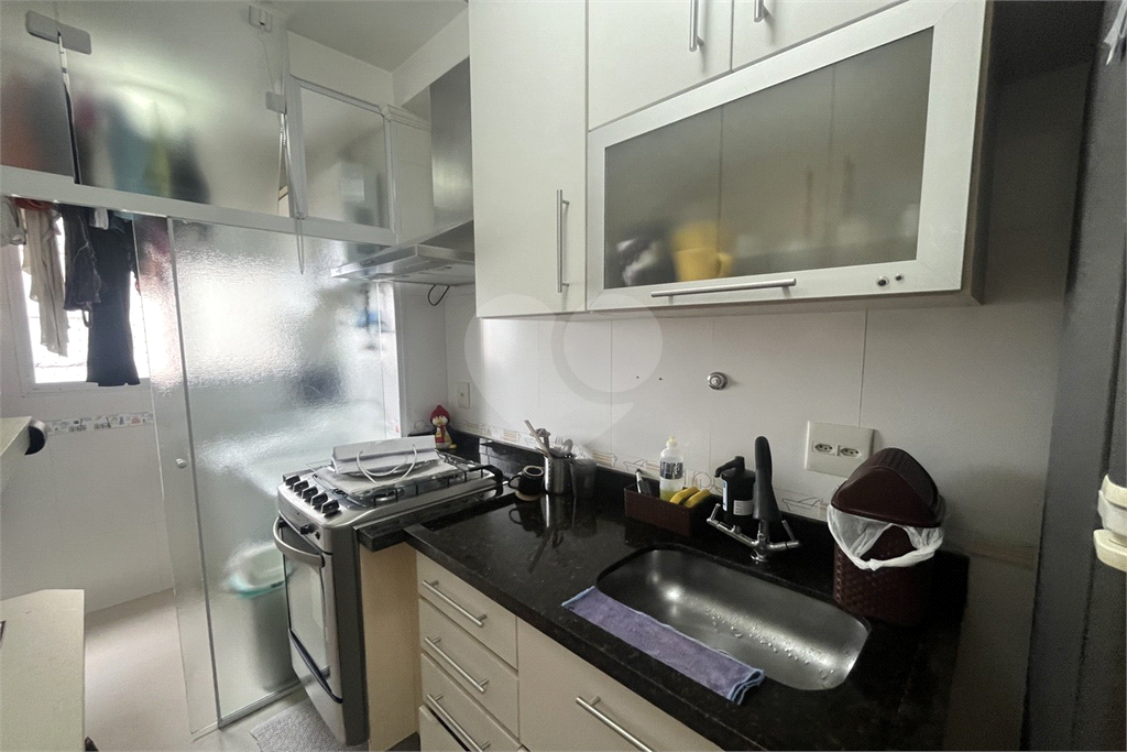 Apartamento com 2 dormitórios e 1 vaga