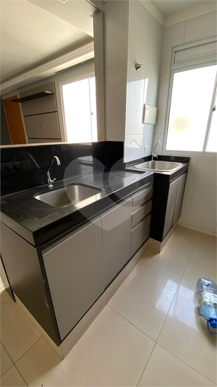 Apartamento à venda com 2 quartos, 42m² - Foto 13