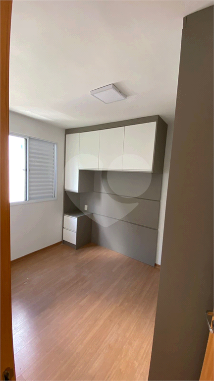 Apartamento à venda com 2 quartos, 42m² - Foto 11