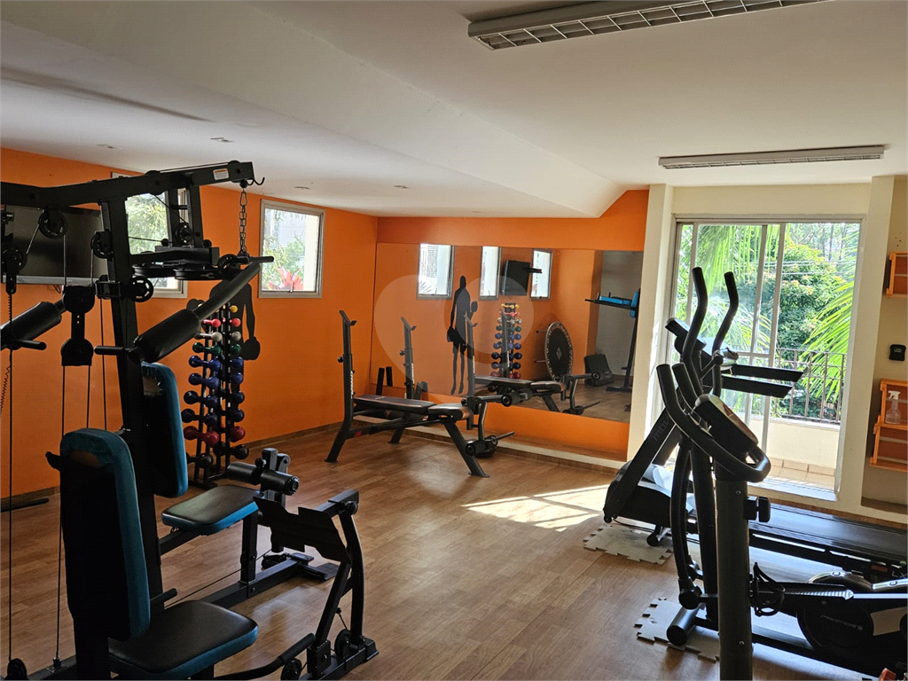 APARTAMENTO em MORUMBI