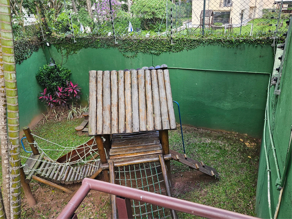 APARTAMENTO em MORUMBI