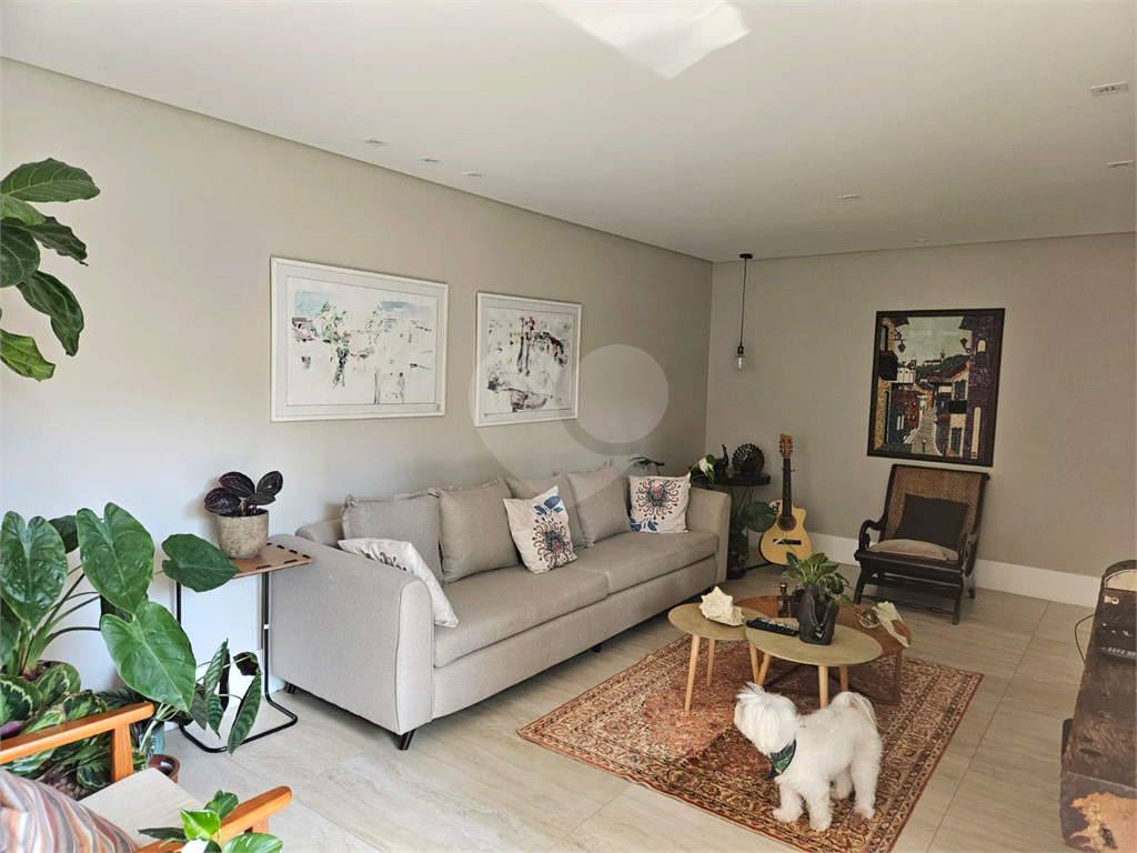 APARTAMENTO em MORUMBI