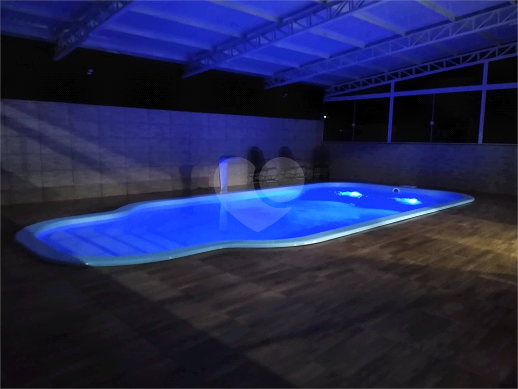 Casa à venda com 3 quartos, 420m² - Foto 10