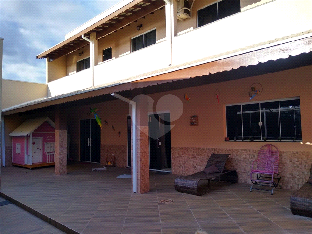 Casa à venda com 3 quartos, 420m² - Foto 3