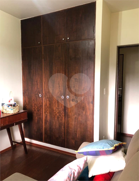 Apartamento com 3 quartos sendo 1 suíte, 99,8 metros 