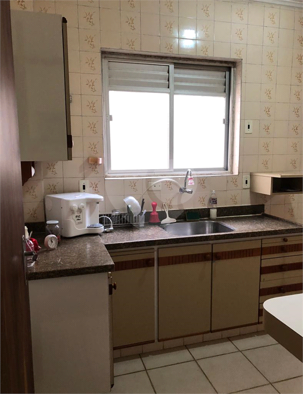 Apartamento com 3 quartos sendo 1 suíte, 99,8 metros 