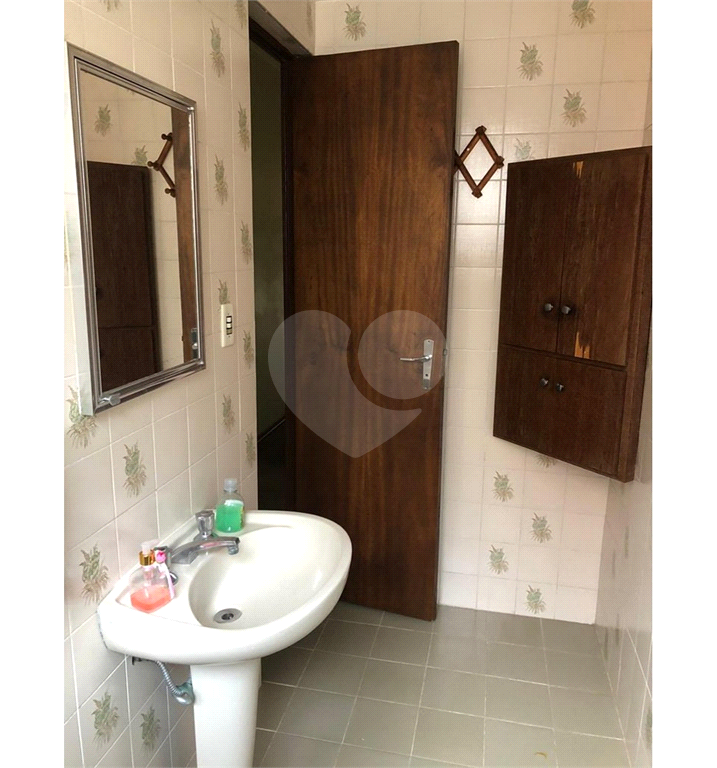 Apartamento com 3 quartos sendo 1 suíte, 99,8 metros 