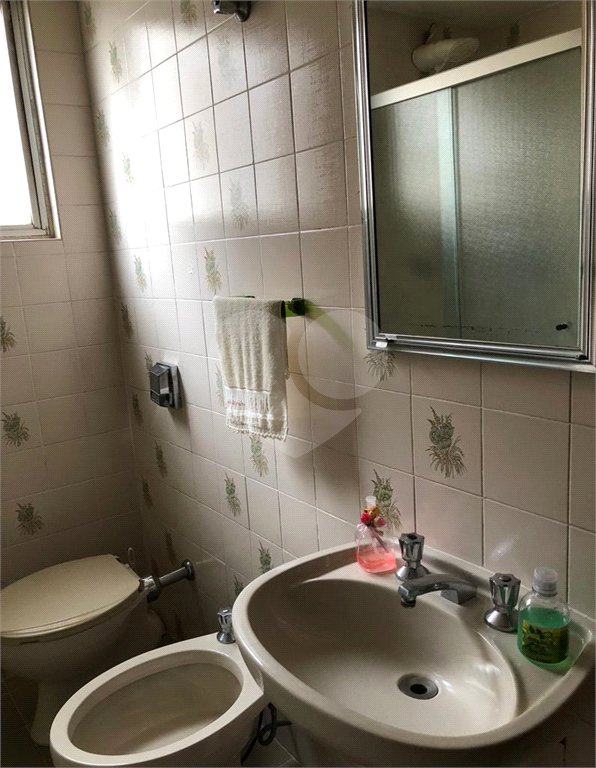Apartamento com 3 quartos sendo 1 suíte, 99,8 metros 