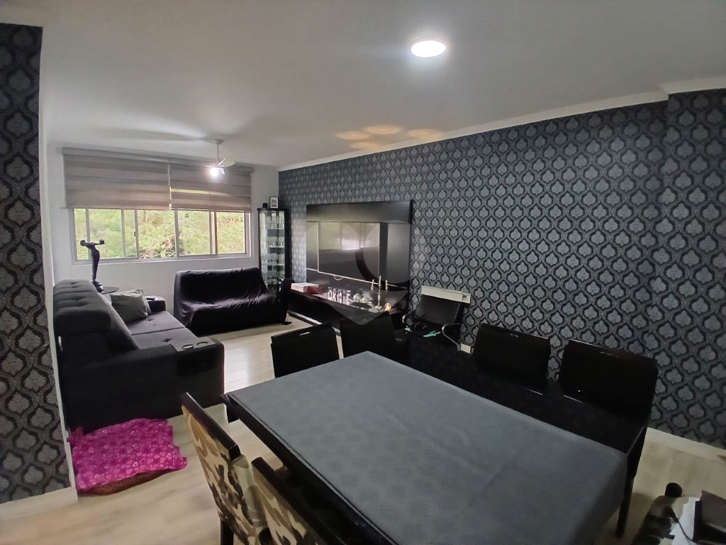 Apartamento com Linda Vista da Serra da Cantareira em Condomínio Completo