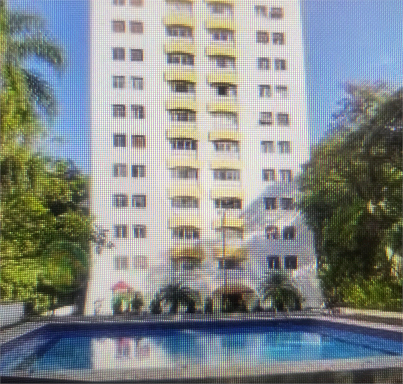 Apartamento com Linda Vista da Serra da Cantareira em Condomínio Completo