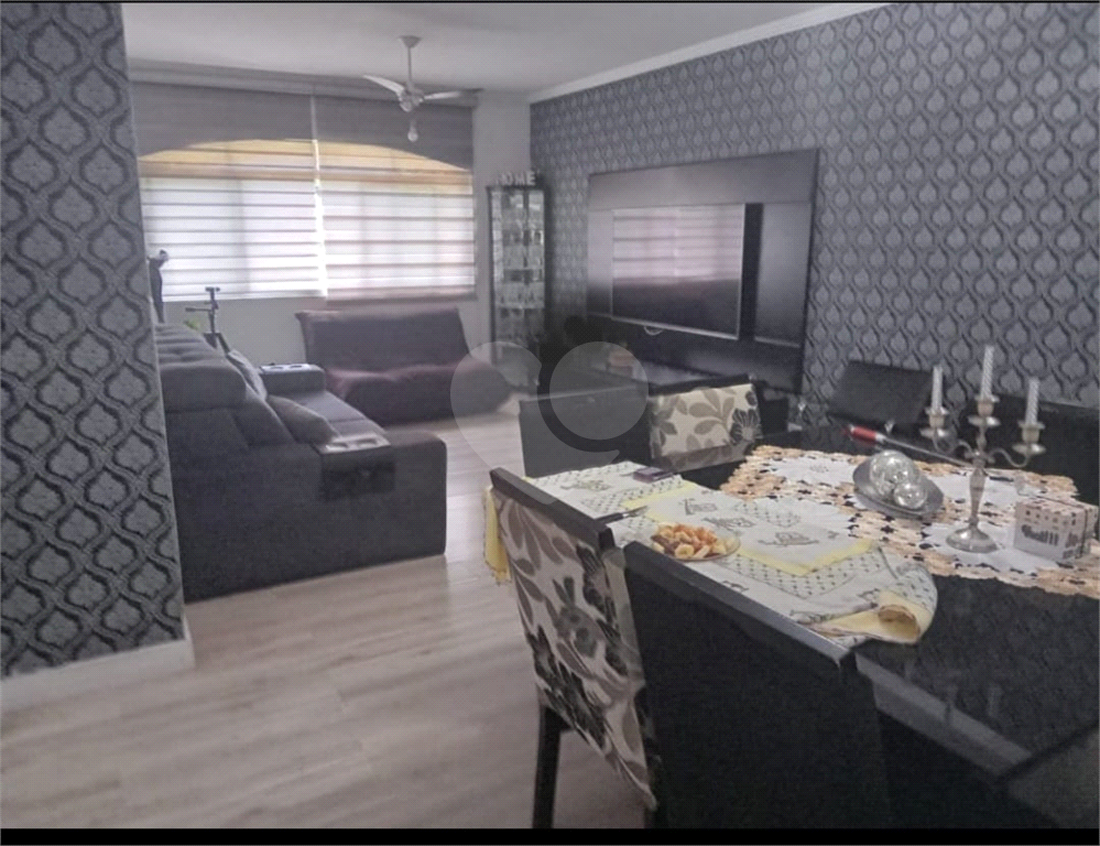 Apartamento com Linda Vista da Serra da Cantareira em Condomínio Completo