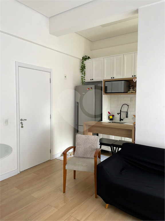 Apartamento à venda com 2 quartos, 42m² - Foto 8