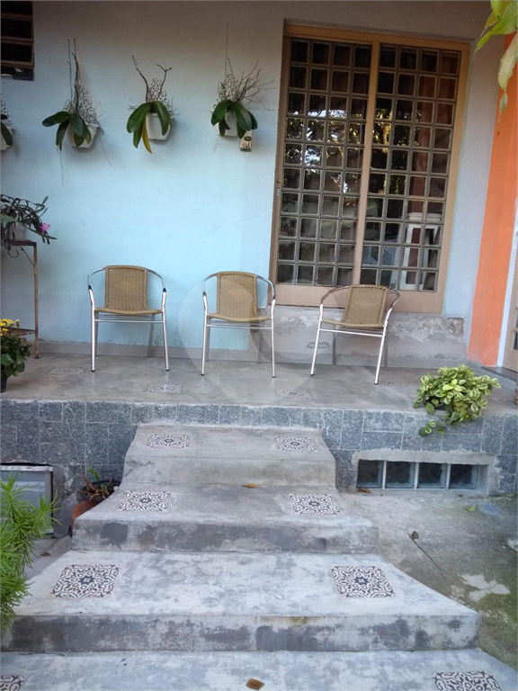 Casa à venda com 2 quartos, 250m² - Foto 18