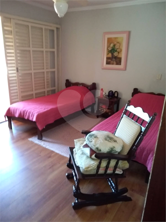 Casa à venda com 2 quartos, 250m² - Foto 33