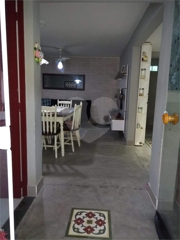 Casa à venda com 2 quartos, 250m² - Foto 5