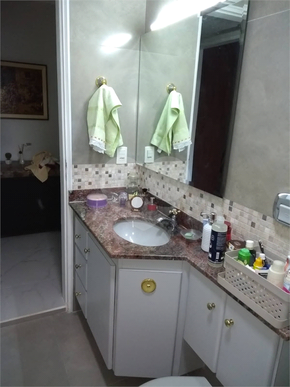 Casa à venda com 2 quartos, 250m² - Foto 23