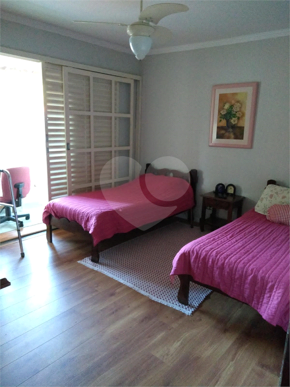 Casa à venda com 2 quartos, 250m² - Foto 28