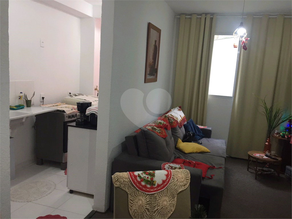 APARTAMENTO em HORTO