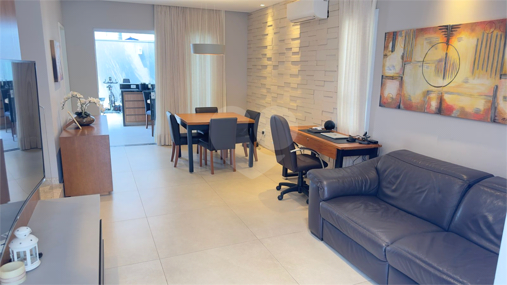 Casa de Condomínio à venda com 3 quartos, 187m² - Foto 1
