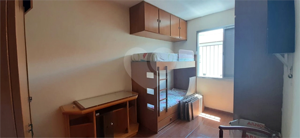 Apartamento à venda com 2 quartos, 64m² - Foto 19